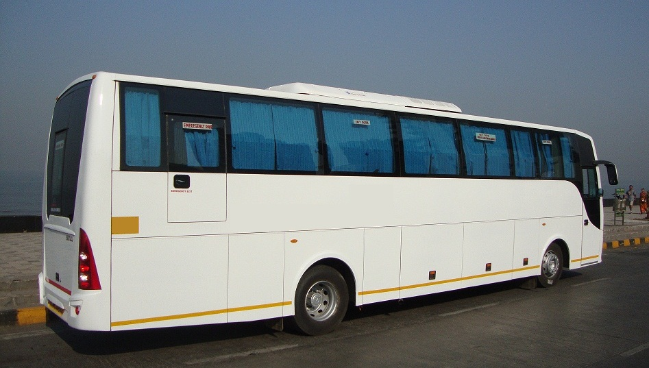 Deluxe coach